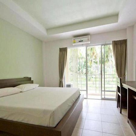 The Icon Apartment Hua Thanon  Bagian luar foto